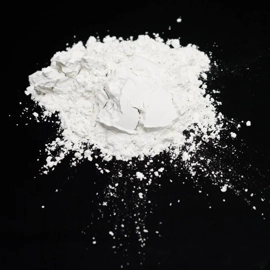 Foto representando a cocaína em forma de pó (cloridrato de cocaína).